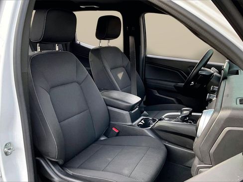 Used 2024 Chevrolet Colorado LT image 22