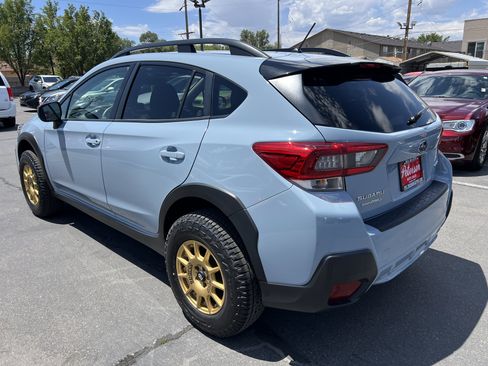 Used 2023 Subaru Crosstrek 2.0i AWD/4WD image 7