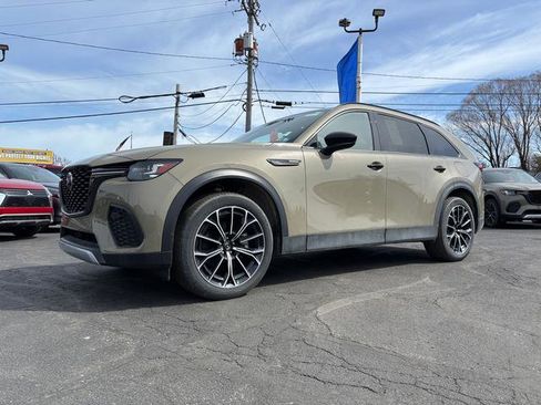 Certified 2025 MAZDA CX-70 Plug-In Hybrid w/ Premium Pkg AWD/4WD image 3