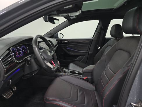 Used 2024 Volkswagen Jetta GLI Autobahn FWD image 3