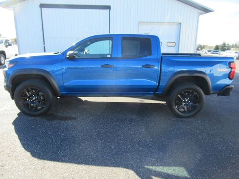 Used 2023 Chevrolet Colorado Trail Boss image 8