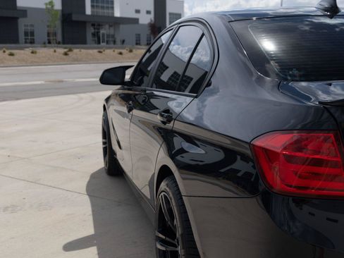 Used 2015 BMW 320i xDrive Sedan AWD/4WD image 15