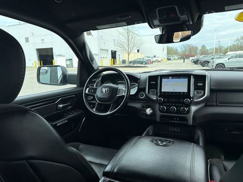 Used 2024 RAM 1500 Laramie AWD/4WD image 28