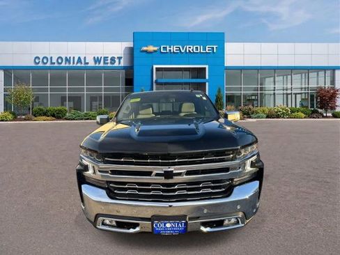 Used 2022 Chevrolet Silverado 1500 LTZ w/ LTZ Convenience Package II AWD/4WD image 26