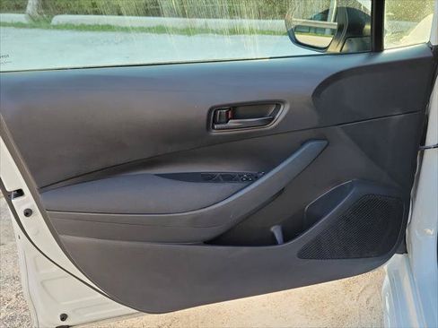 Used 2024 Toyota Corolla LE FWD image 15