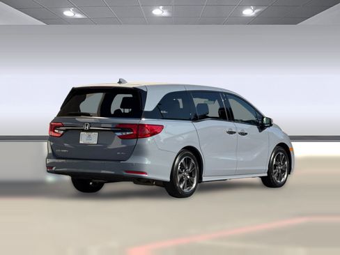 Certified 2024 Honda Odyssey Elite image 8