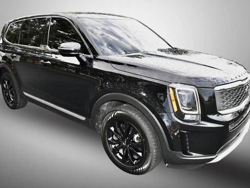 Used 2020 Kia Telluride LX FWD image 9