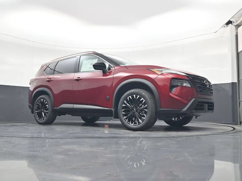Certified 2026 Nissan Rogue Dark Armor FWD image 22