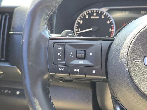 Certified 2024 Nissan Pathfinder SL FWD image 20