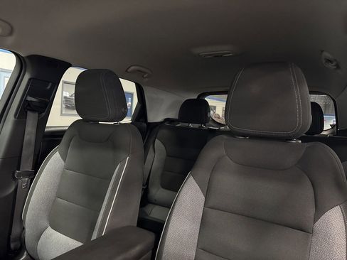 Certified 2022 Chevrolet TrailBlazer LT w/ Convenience Package image 6