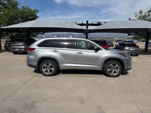Used 2019 Toyota Highlander Limited AWD/4WD image 6