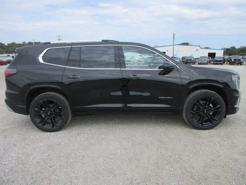 New 2026 GMC Acadia Denali w/ Super Cruise Package image 3