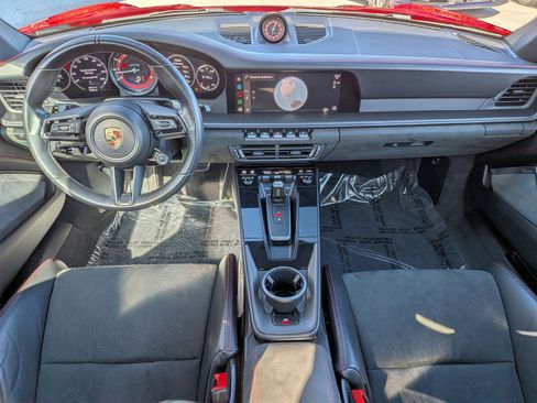 Certified 2023 Porsche 911 Carrera GTS image 23