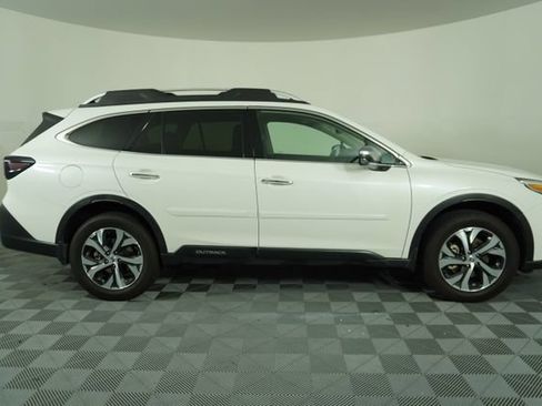 Used 2020 Subaru Outback Touring XT AWD/4WD image 8