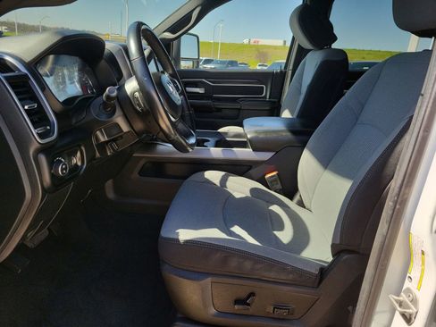 Used 2024 RAM 2500 Big Horn w/ Off Road Package image 18