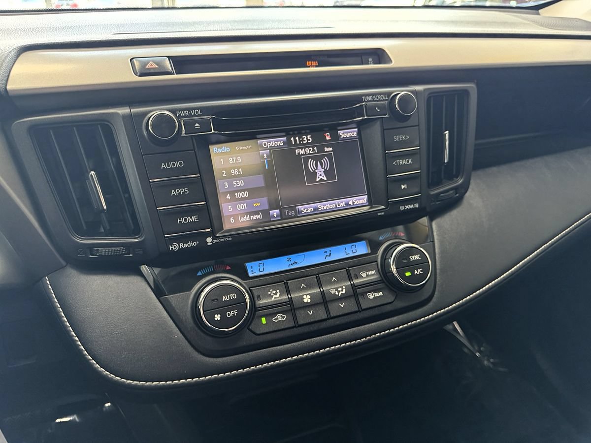 Used 2016 Toyota RAV4 XLE AWD/4WD image 23