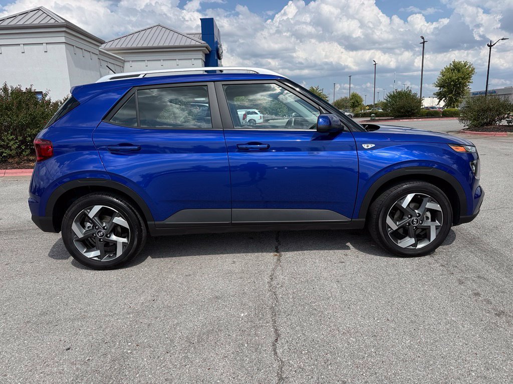Certified 2026 Hyundai Venue SEL FWD image 8
