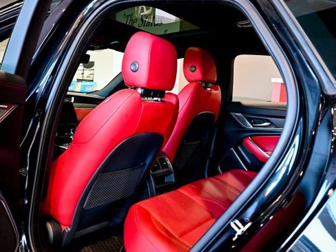 Used 2024 Jaguar XF R-Dynamic SE image 19