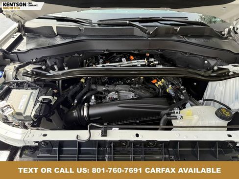 Used 2025 Ford Explorer ST-Line w/ ST-Line Street Pack AWD/4WD image 38