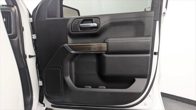 Used 2022 Chevrolet Silverado 1500 LT AWD/4WD image 16
