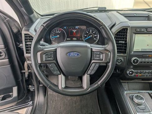 Used 2021 Ford Expedition Limited image 11