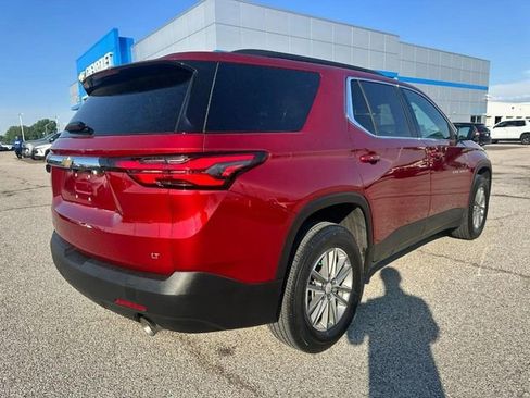 Used 2023 Chevrolet Traverse LT FWD image 7