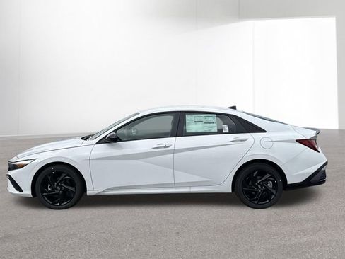 New 2026 Hyundai Elantra Sport FWD image 15