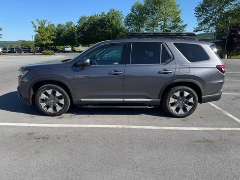 Used 2026 Honda Pilot Elite image 3