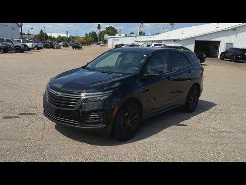Used 2024 Chevrolet Equinox LS w/ LS Convenience Package AWD/4WD image 32