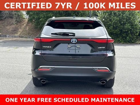 Used 2024 Toyota Venza Limited AWD/4WD image 3