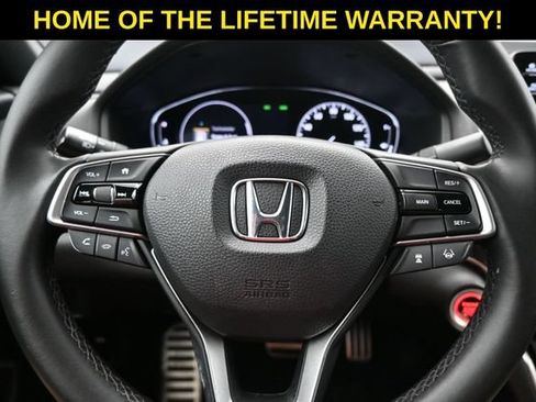 Used 2018 Honda Accord Sport image 19