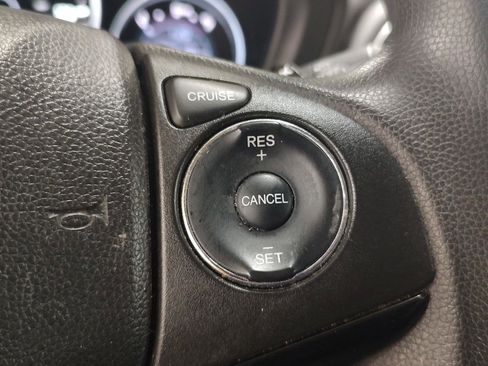 Used 2016 Honda HR-V EX image 16