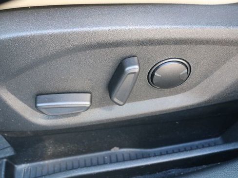 Used 2021 Ford Edge Titanium w/ Equipment Group 301A image 16