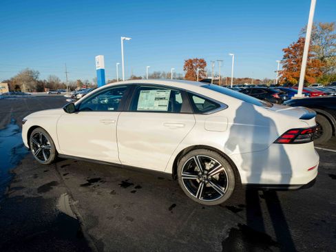 New 2025 Honda Accord Sport image 4