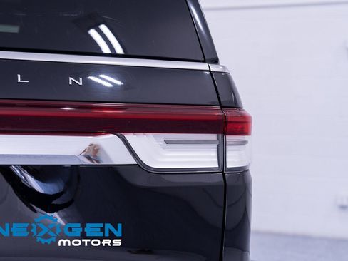 Used 2022 Lincoln Navigator Reserve image 60