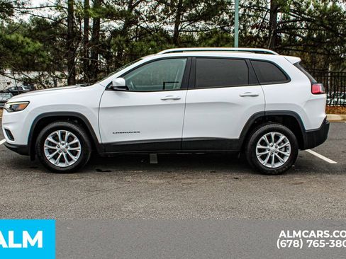 Used 2020 Jeep Cherokee Latitude w/ Cold Weather Group image 7