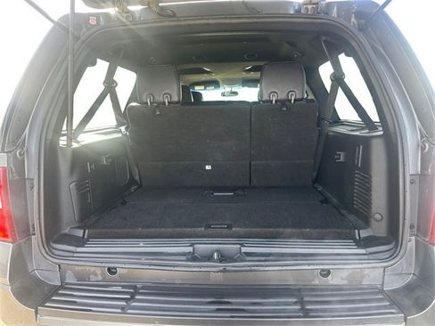Used 2017 Ford Expedition EL XLT w/ Equipment Group 202A image 19