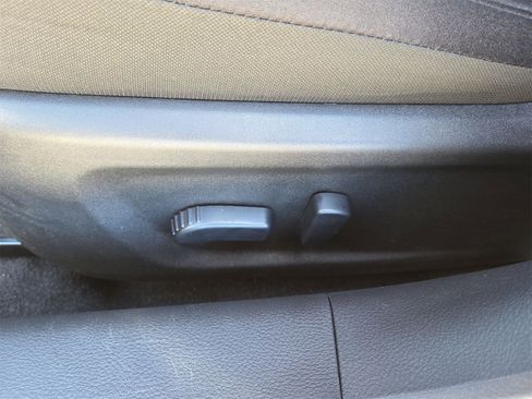 Used 2024 Nissan Altima 2.5 SV image 17