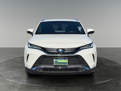 Used 2021 Toyota Venza XLE w/ Softex Package AWD/4WD image 2
