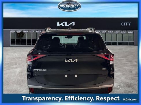 Used 2023 Kia Sportage X-Line w/ X-Line Premium Package image 5