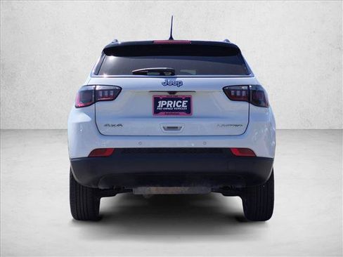 Used 2025 Jeep Compass Limited AWD/4WD image 7