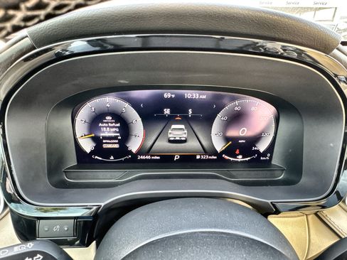 Used 2023 INFINITI QX60 Sensory w/ Vision Package image 11