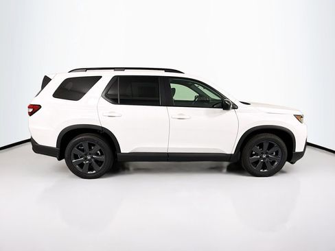 New 2026 Honda Pilot Sport image 4