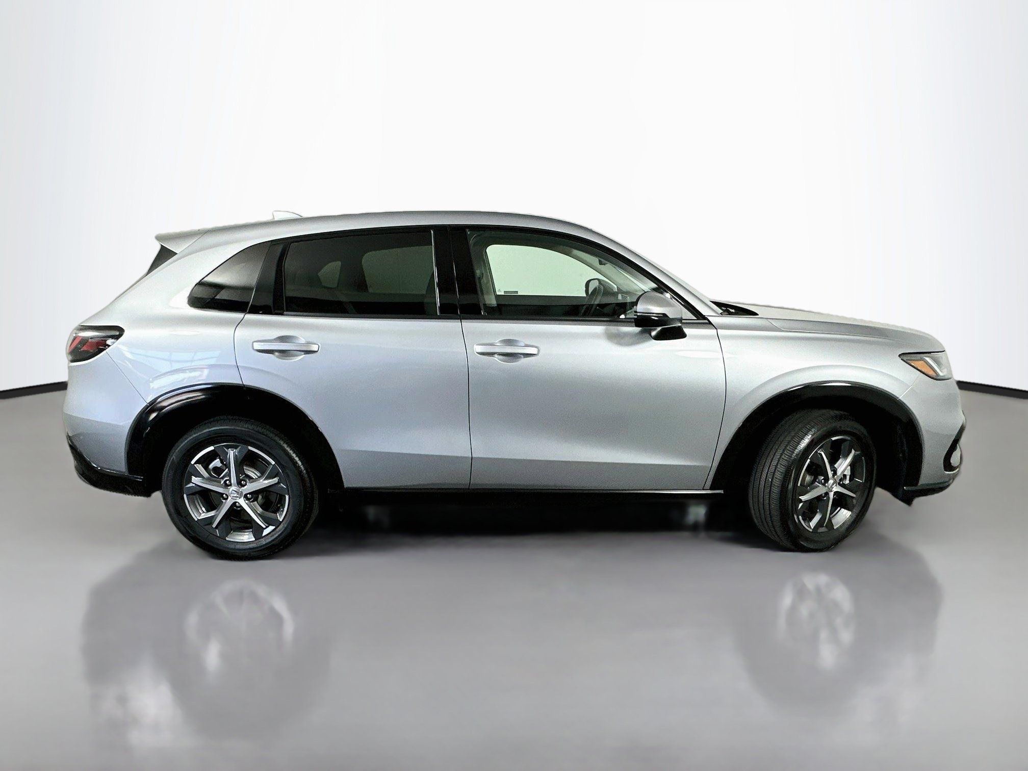 Used 2024 Honda HR-V EX-L image 8