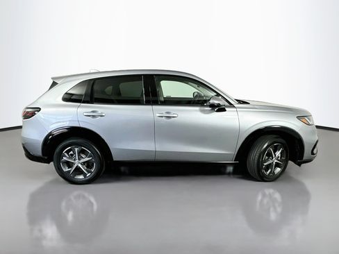 Used 2024 Honda HR-V EX-L image 8