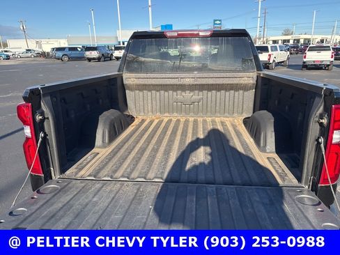 Used 2022 Chevrolet Silverado 1500 RST image 7