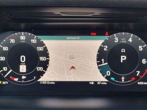 Used 2025 Land Rover Discovery Sport Dynamic SE image 29