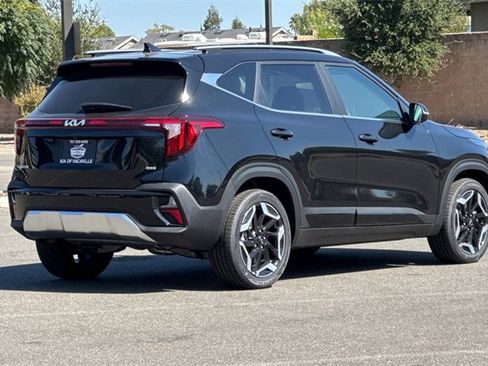 New 2026 Kia Seltos SX w/ SX Sunroof Package image 5