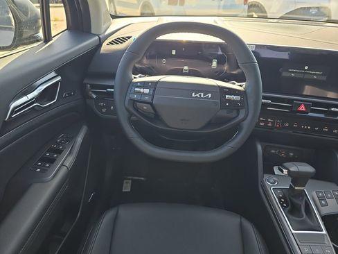 New 2026 Kia Sportage SX FWD image 14