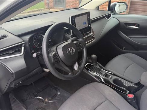 Used 2020 Toyota Corolla LE FWD image 31